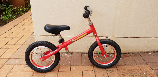 Chicco red bullet online balance bike review