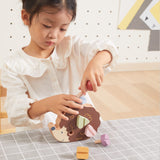 Screw Toy: Wooden Twisting Hedgehog