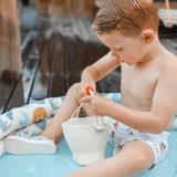 Beach Toys: Multicolour Pure Tones Ocean