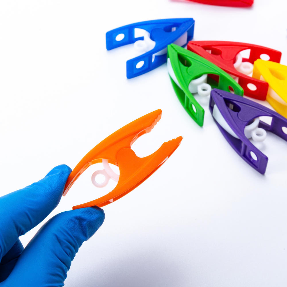 Easy Grip Pegs 30pc
