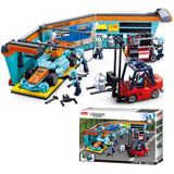 F1 Race Team: Grand Prix Garage Set 555pcs