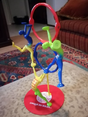 Cirque du Soleil Magnetic Balancing Acrobats